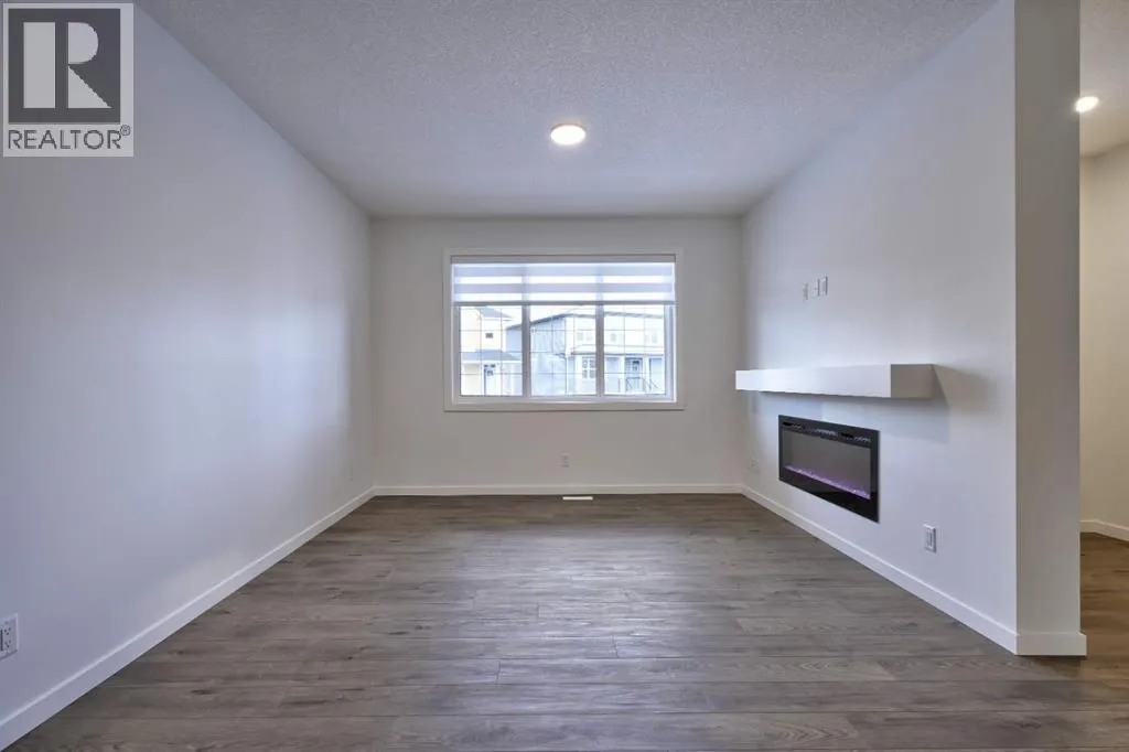 45 Legacy Point Terrace SE