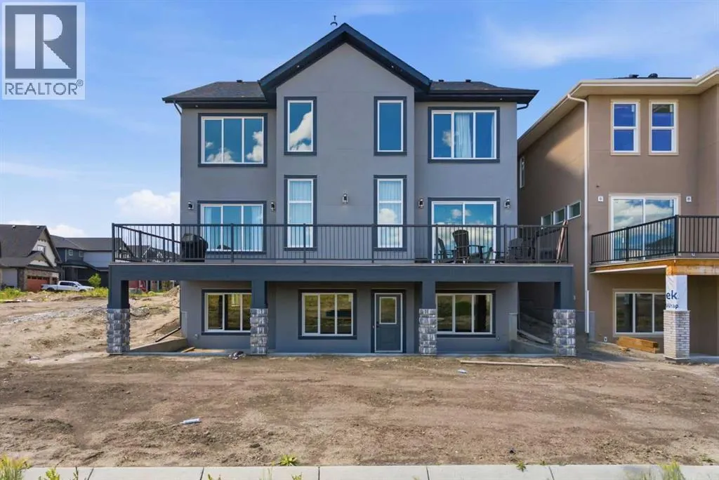 76 Legacy Woods Crescent SE