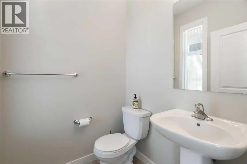 28, 138 Seton Passage SE
