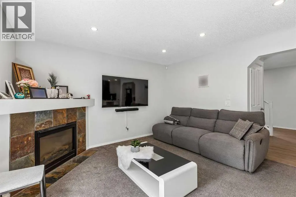60 Cranfield Park SE