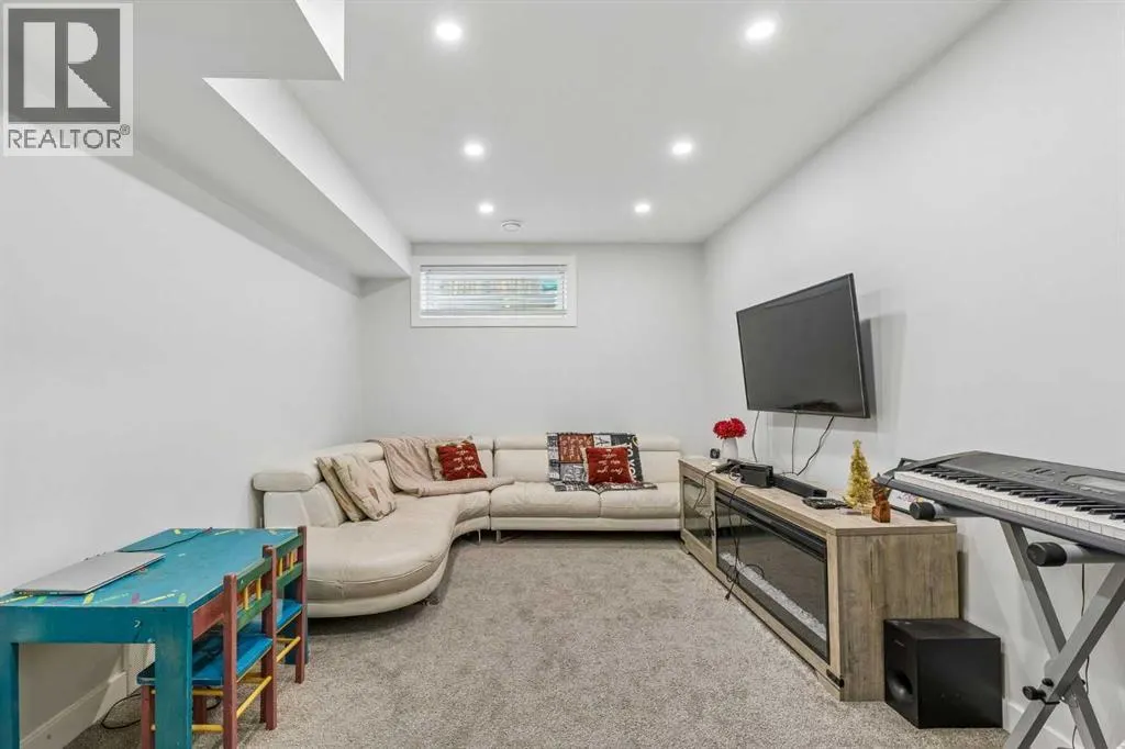 60 Cranfield Park SE