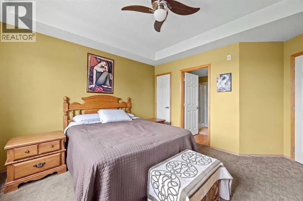 225, 15 Everstone Drive SW