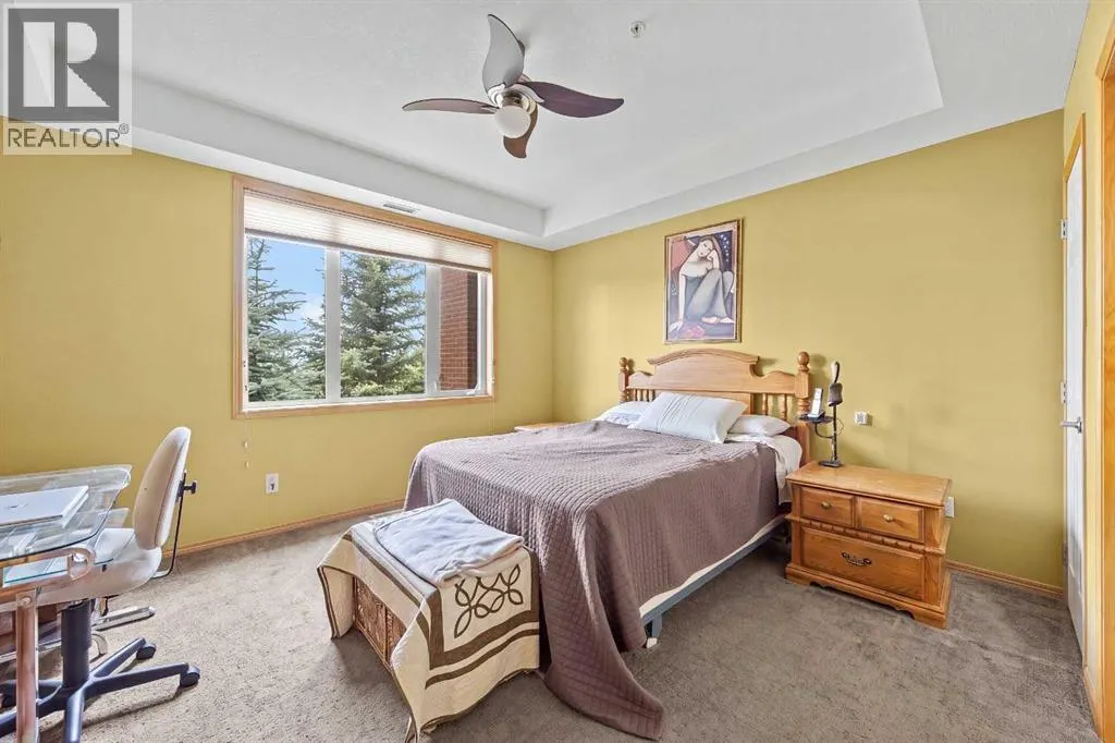 225, 15 Everstone Drive SW