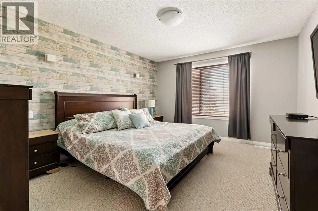 391 Auburn Bay Heights SE