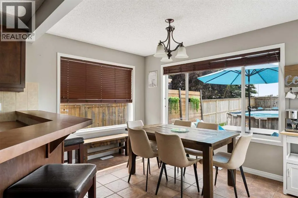391 Auburn Bay Heights SE