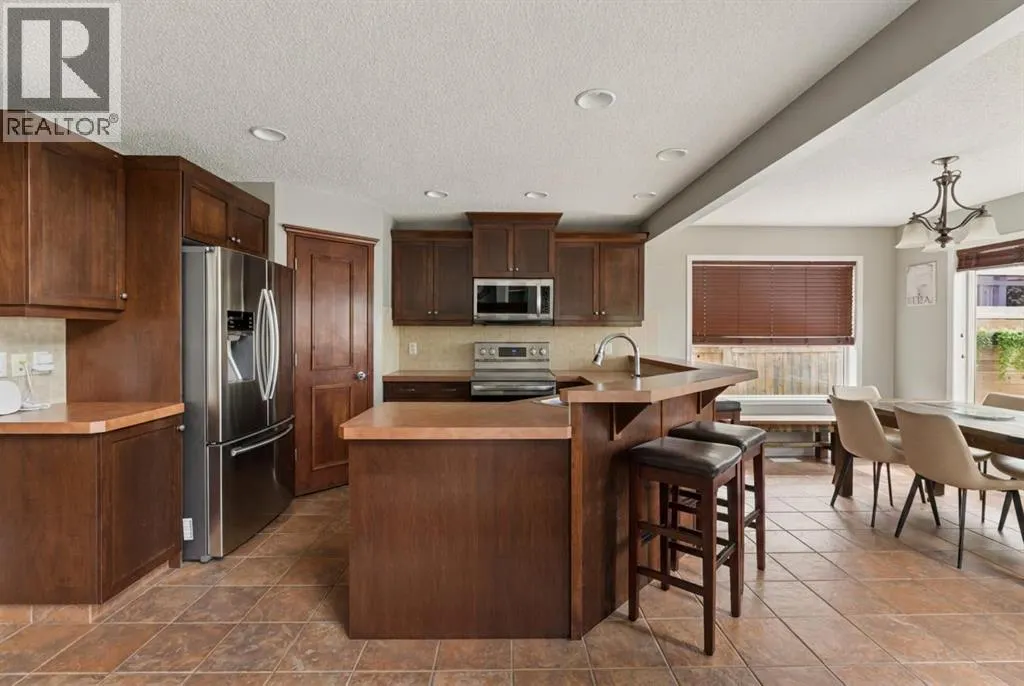 391 Auburn Bay Heights SE