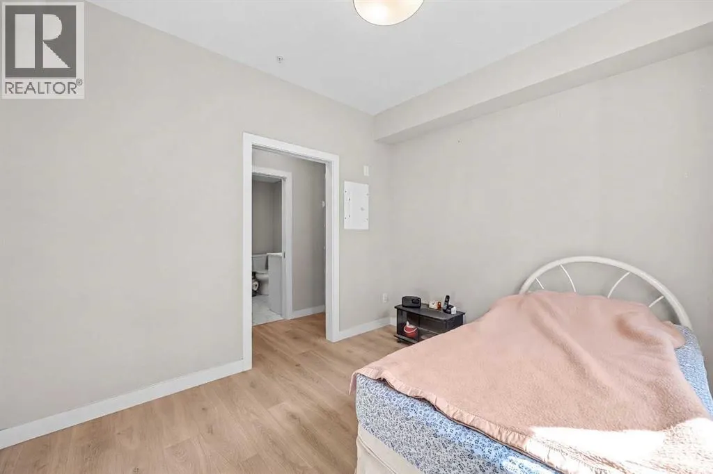 119, 383 Smith Street NW