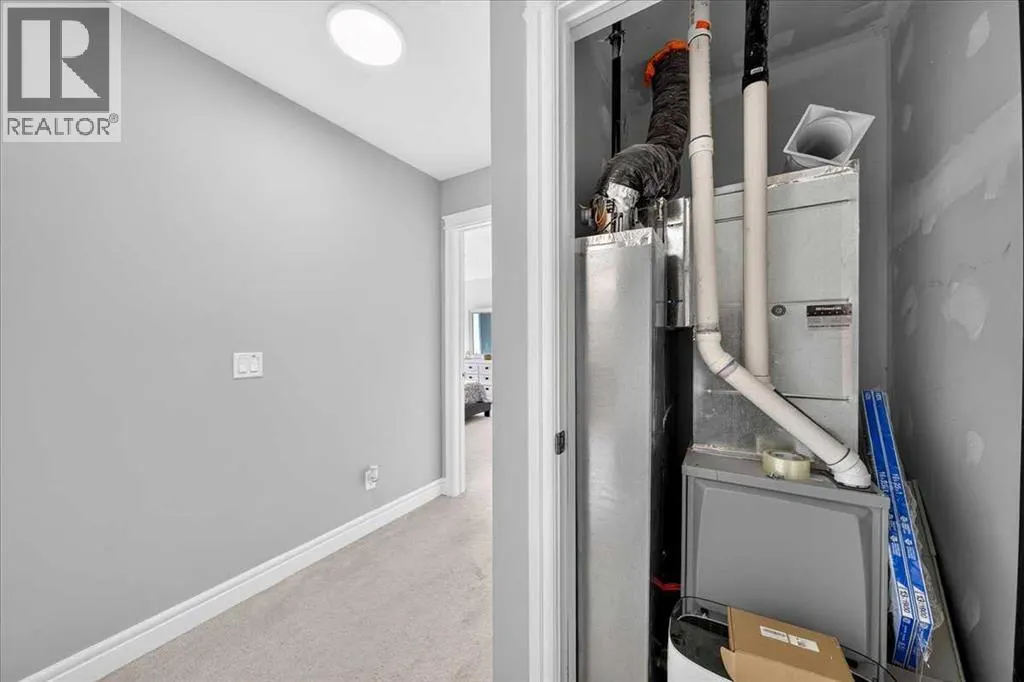 79, 230 Seton Passage SE