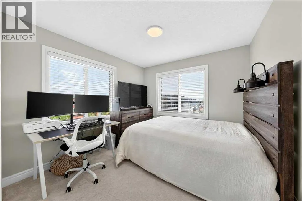79, 230 Seton Passage SE