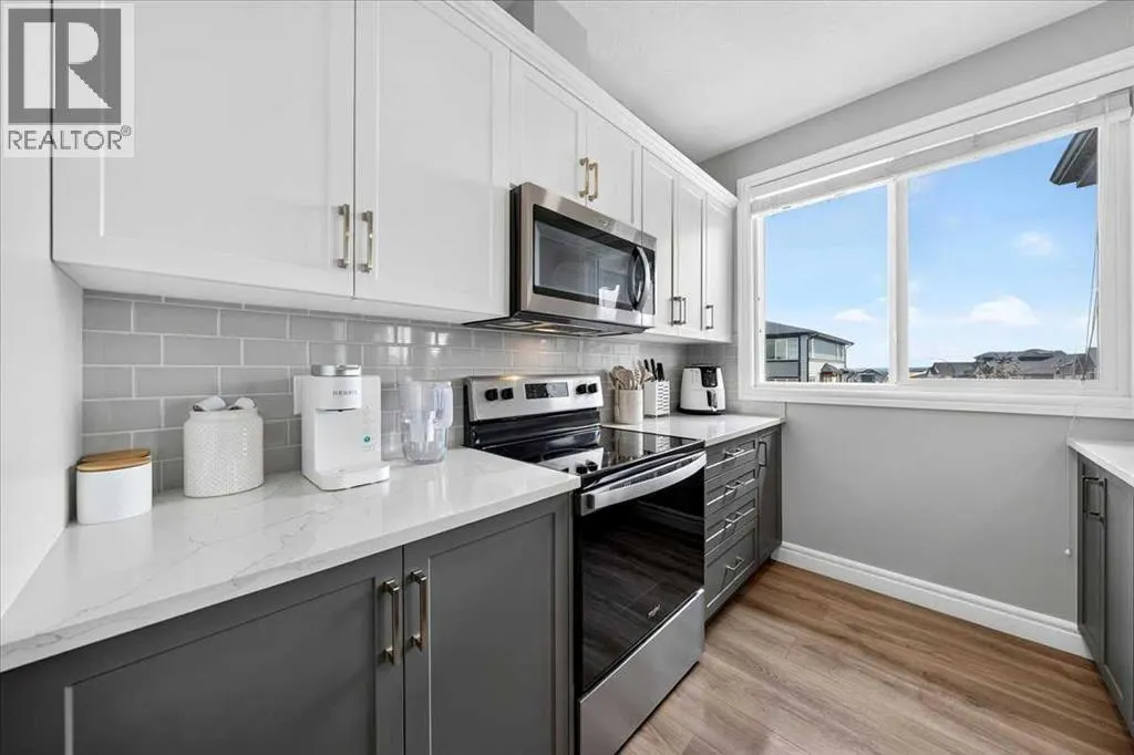 79, 230 Seton Passage SE