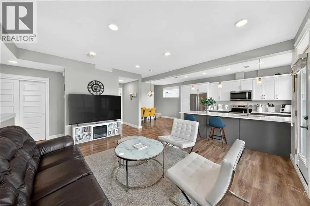 79, 230 Seton Passage SE