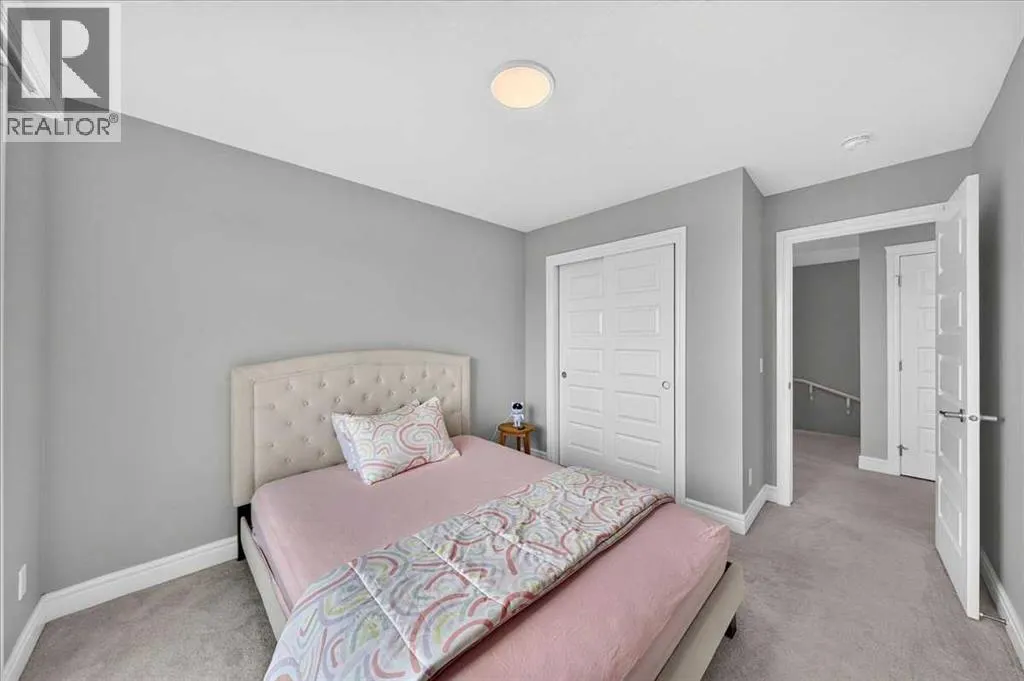 79, 230 Seton Passage SE
