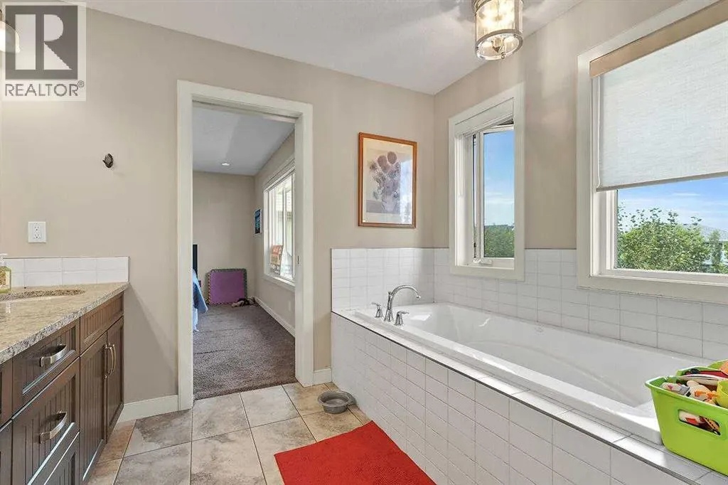 518 Mahogany Manor SE