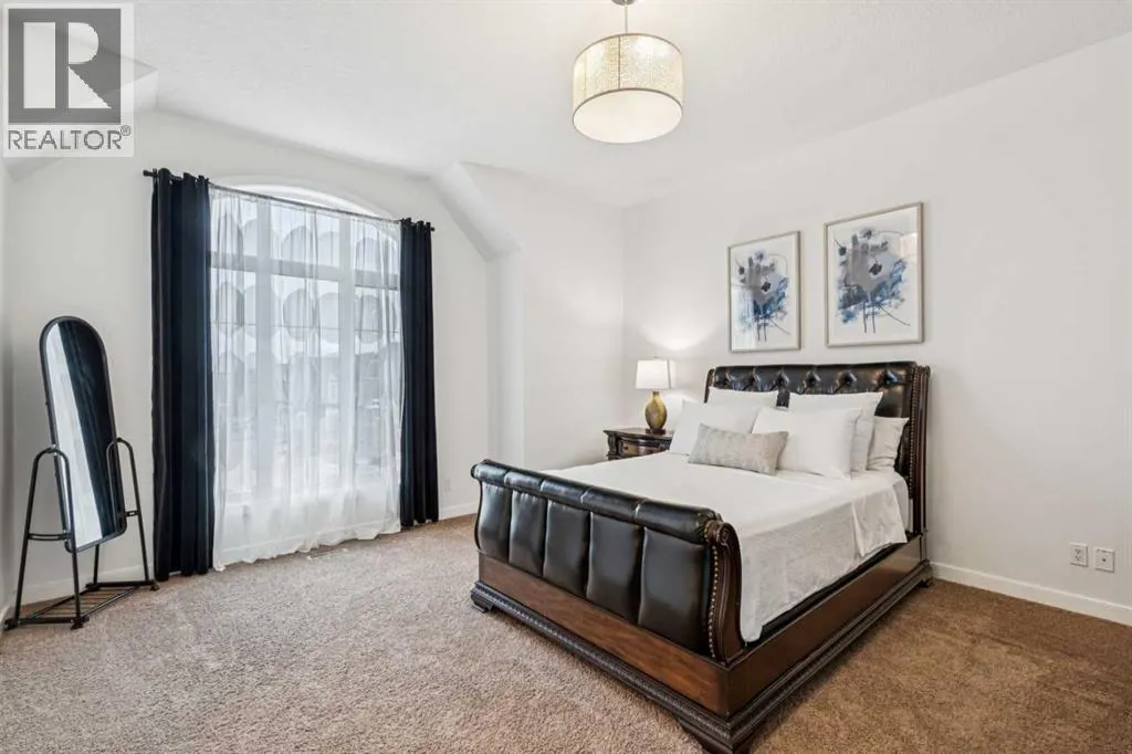 290 Mahogany Place SE