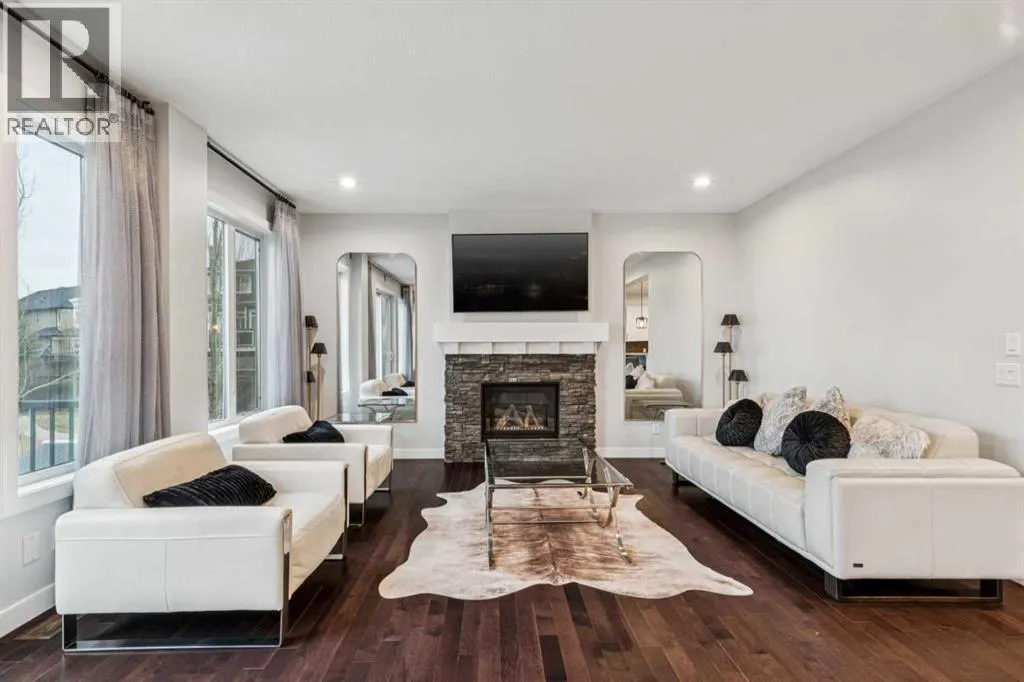 290 Mahogany Place SE