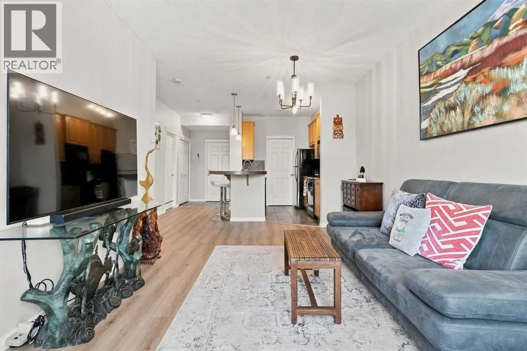 208, 25 Prestwick Drive SE