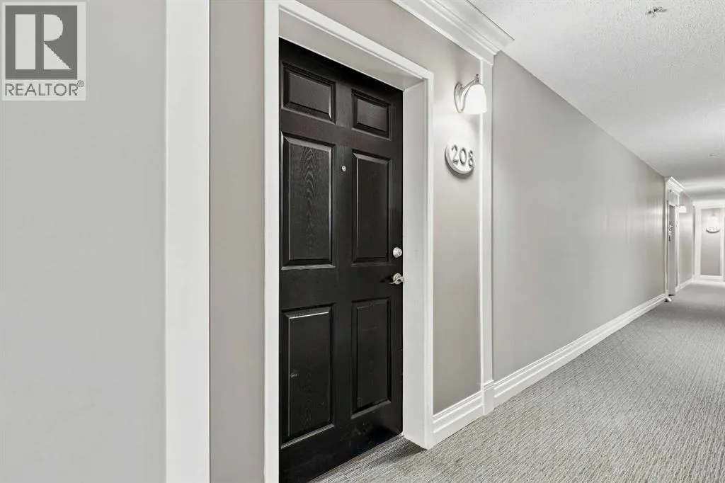 208, 25 Prestwick Drive SE