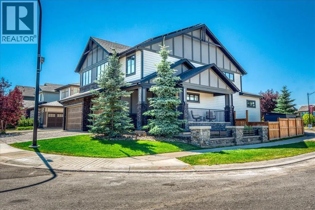 6 Legacy Woods Crescent SE