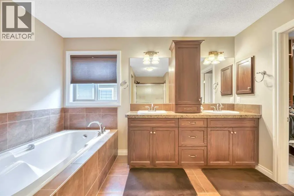 331 Mahogany Court SE