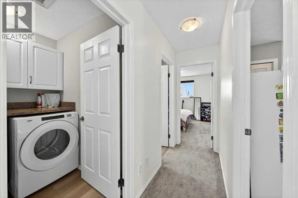 194 Everoak Gardens SW