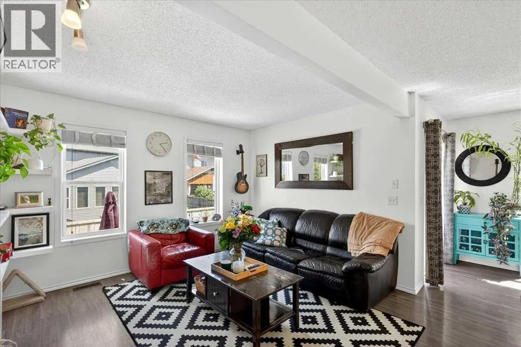 194 Everoak Gardens SW