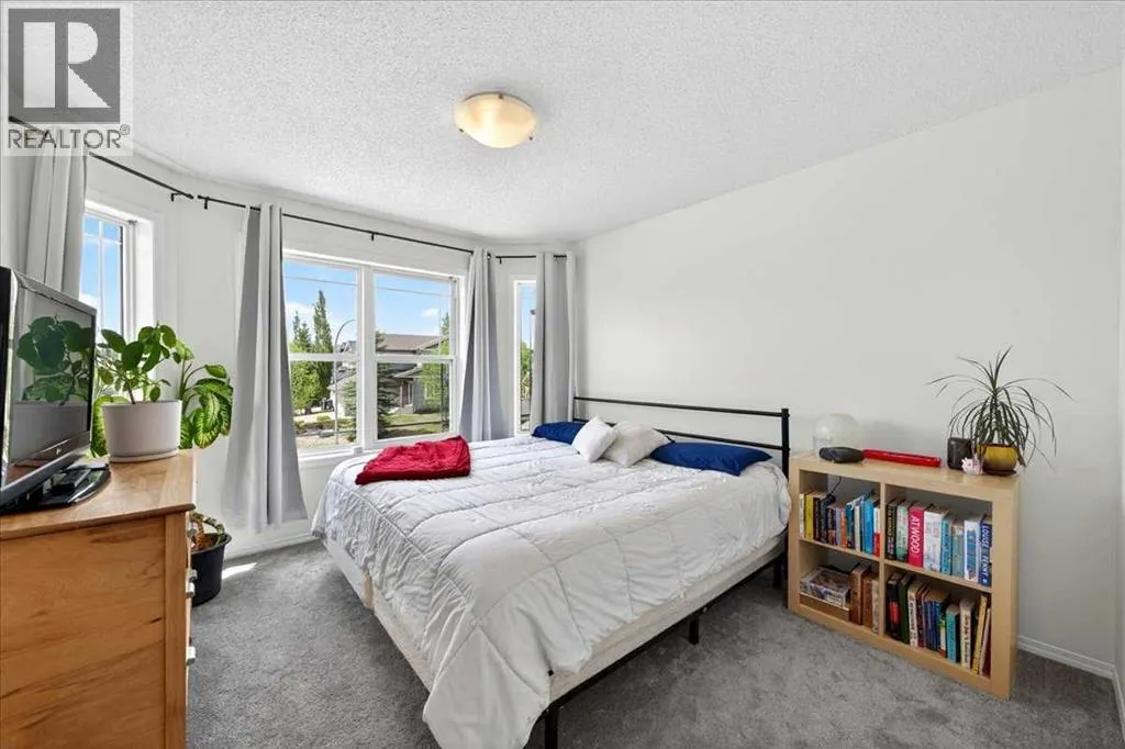 194 Everoak Gardens SW