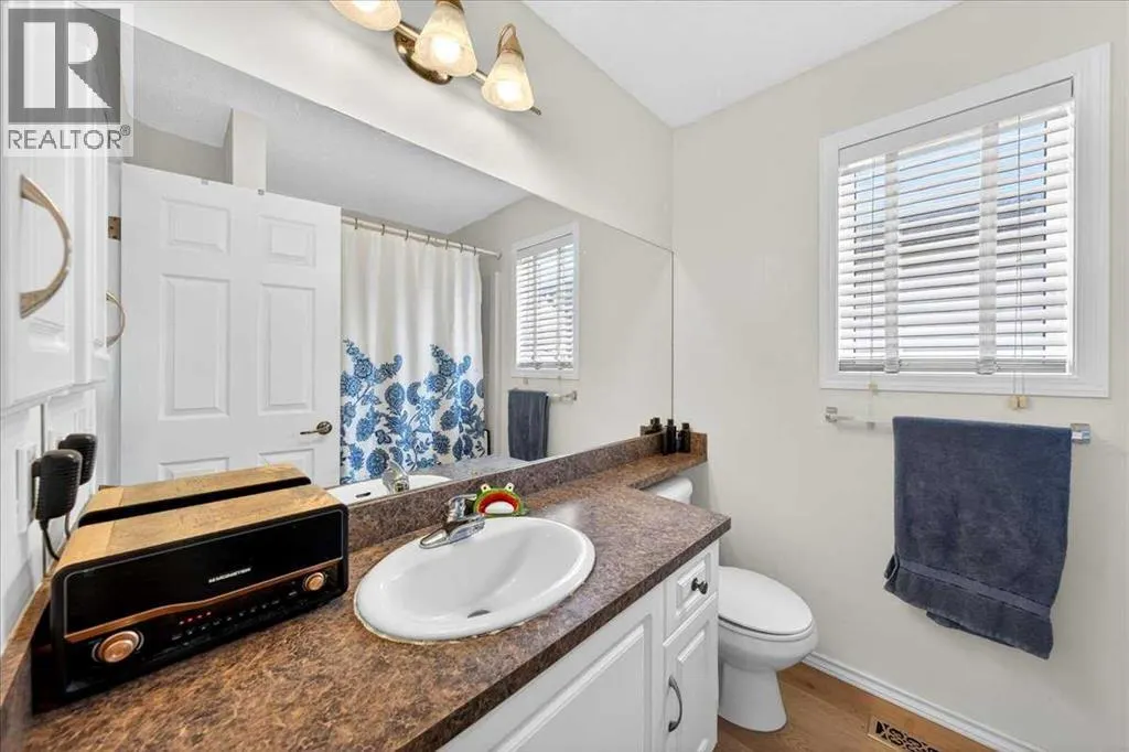 194 Everoak Gardens SW