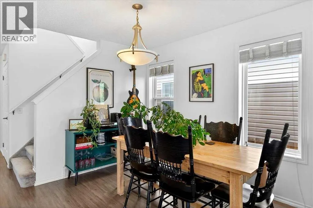 194 Everoak Gardens SW