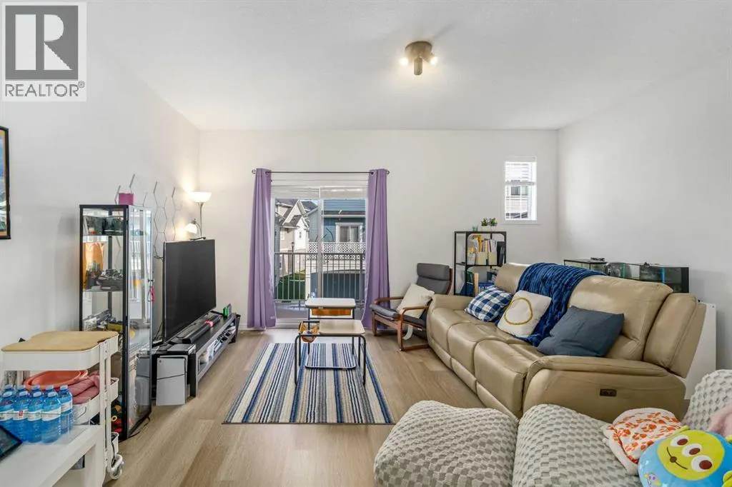 628 Copperstone Manor SE