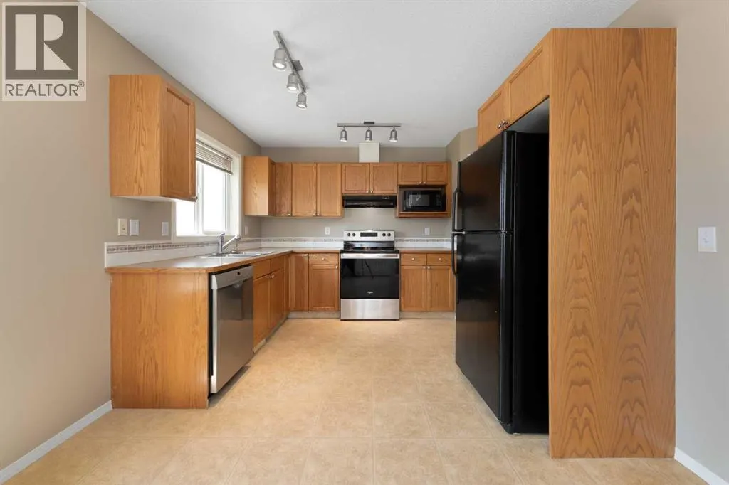 169 Everstone Drive SW