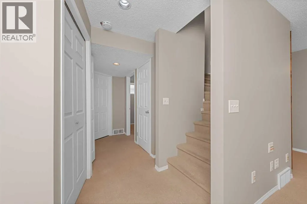 169 Everstone Drive SW