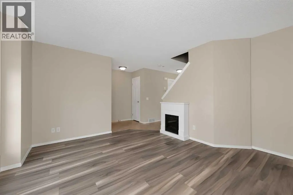 169 Everstone Drive SW