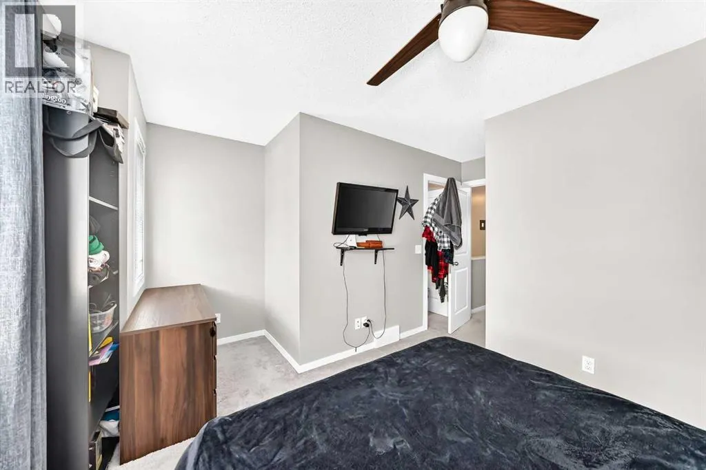 60 New Brighton Point SE