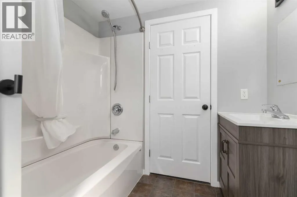 180 Greenbriar Bay