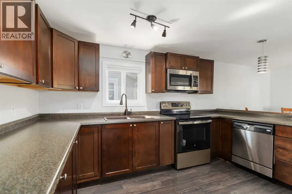 180 Greenbriar Bay