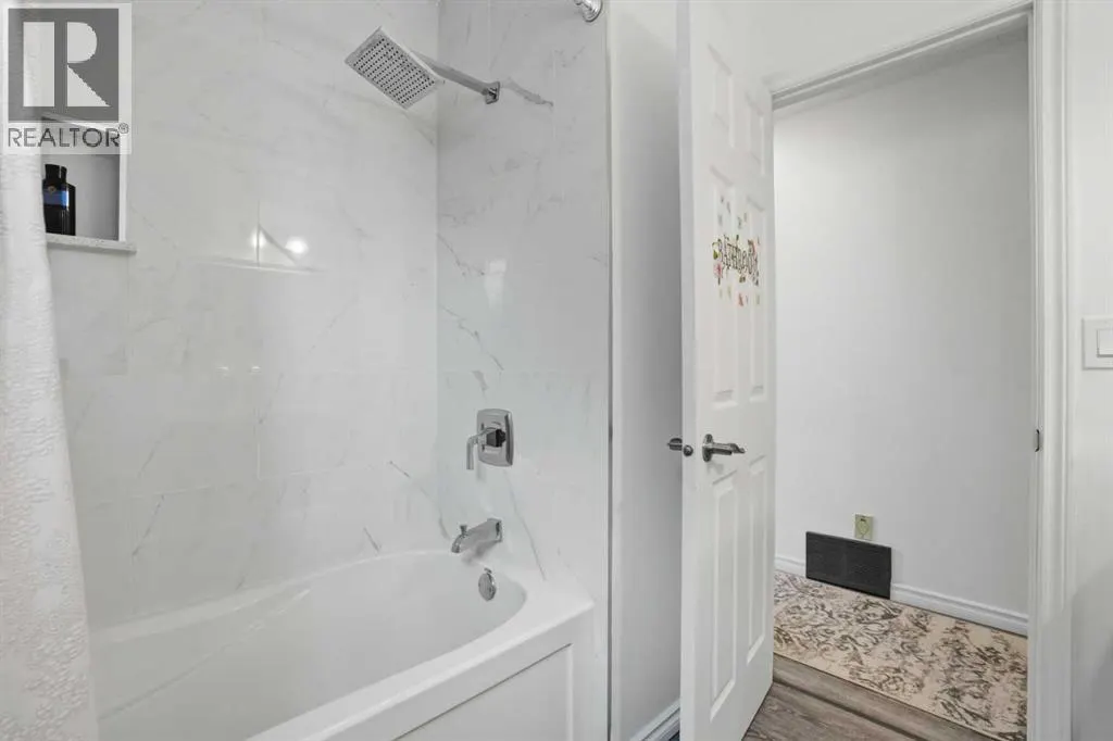 203 Shawglen Road SW