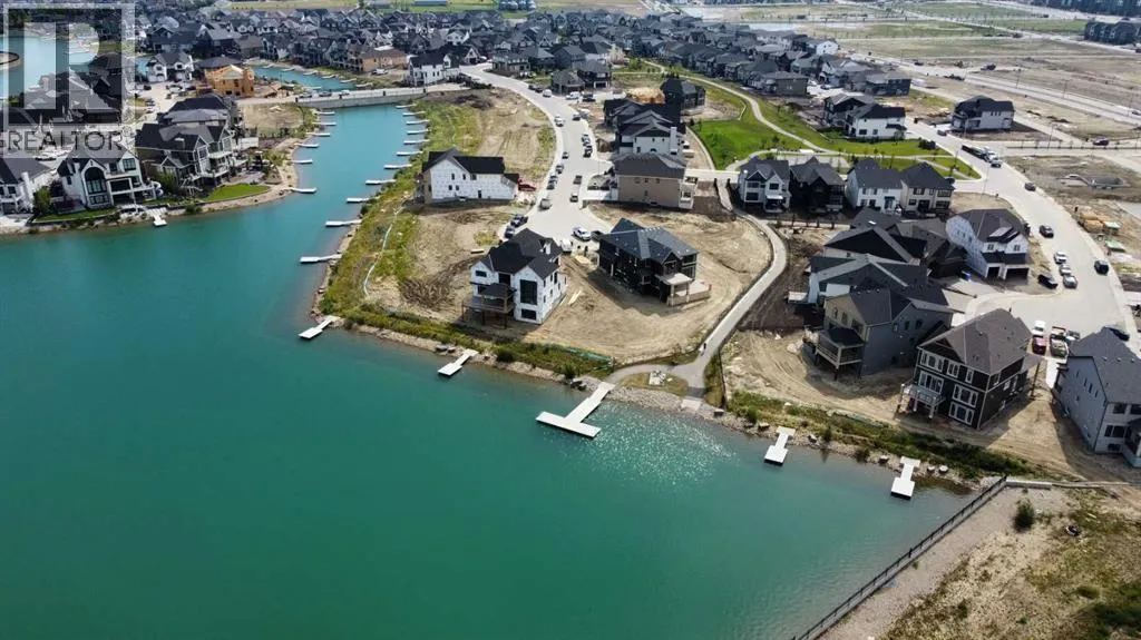 501 Marina Grove SE