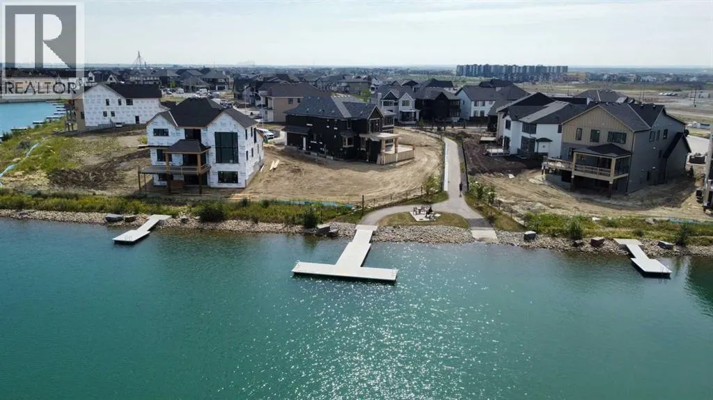 501 Marina Grove SE