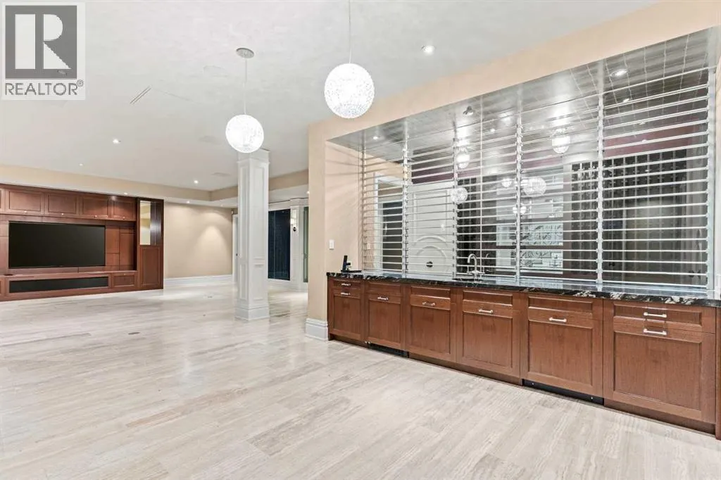 1020 Bel-Aire Drive SW