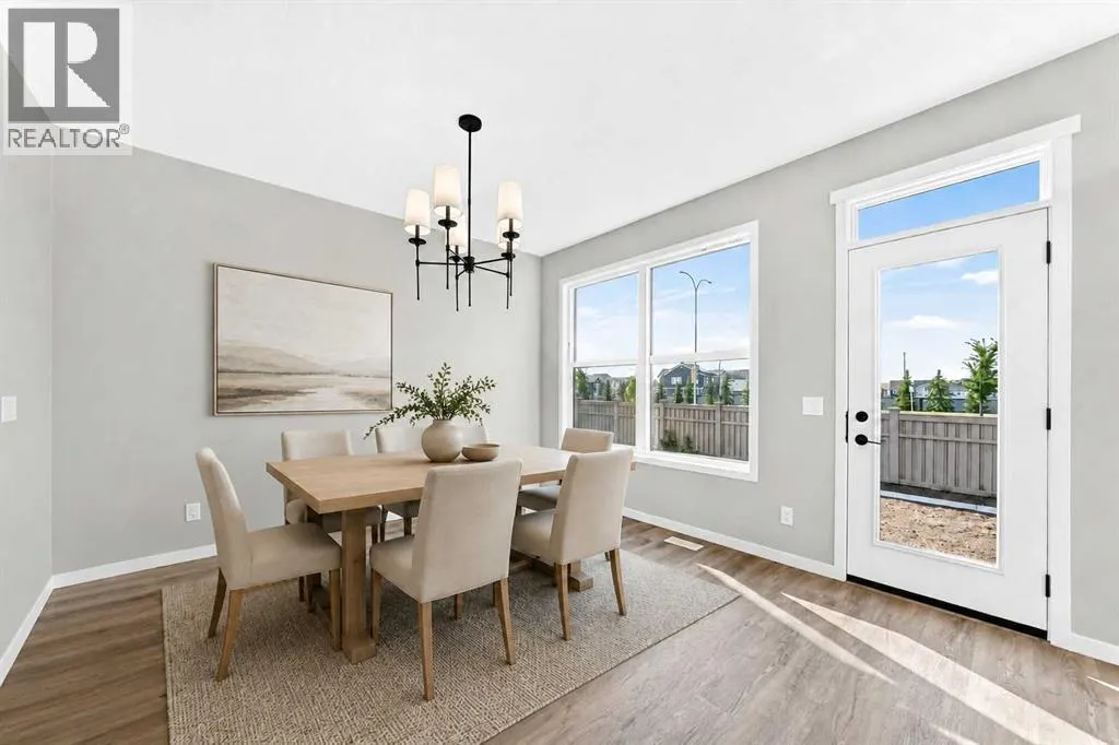 99 Mercado Crescent SE