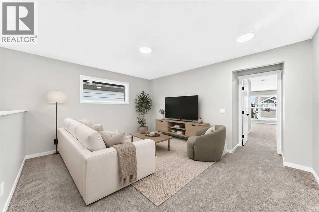 99 Mercado Crescent SE