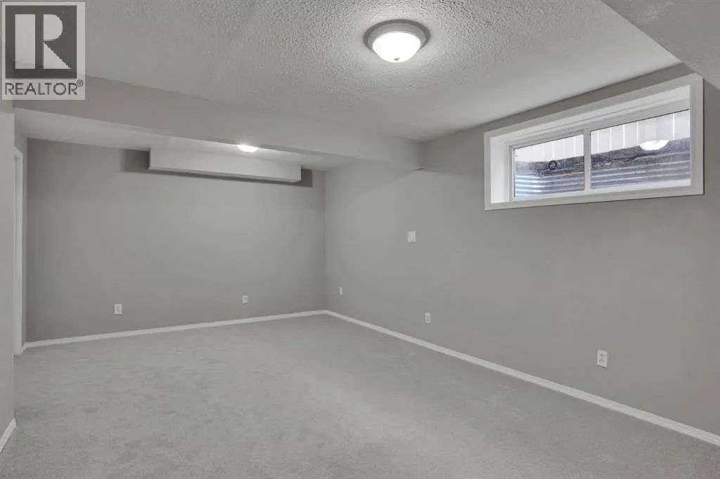 89 Everoak Drive SW