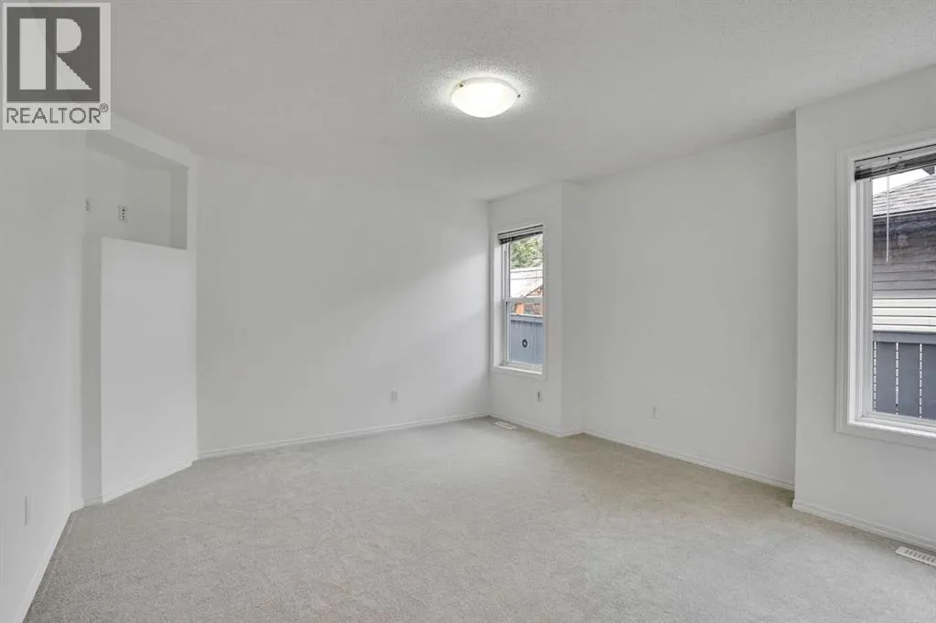 89 Everoak Drive SW