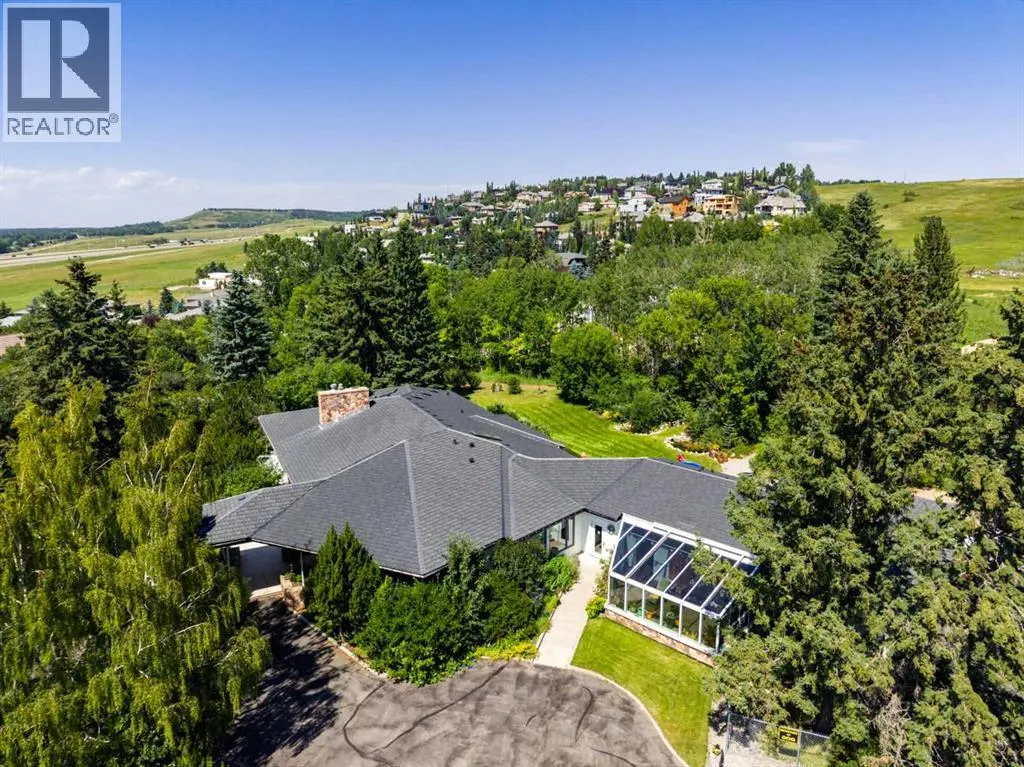 187 Slopeview Drive SW