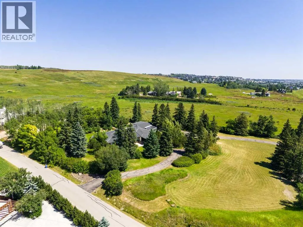 187 Slopeview Drive SW