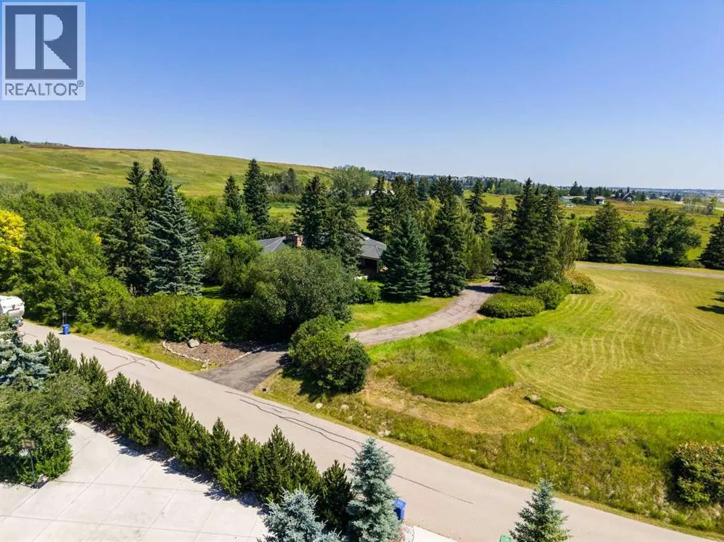187 Slopeview Drive SW