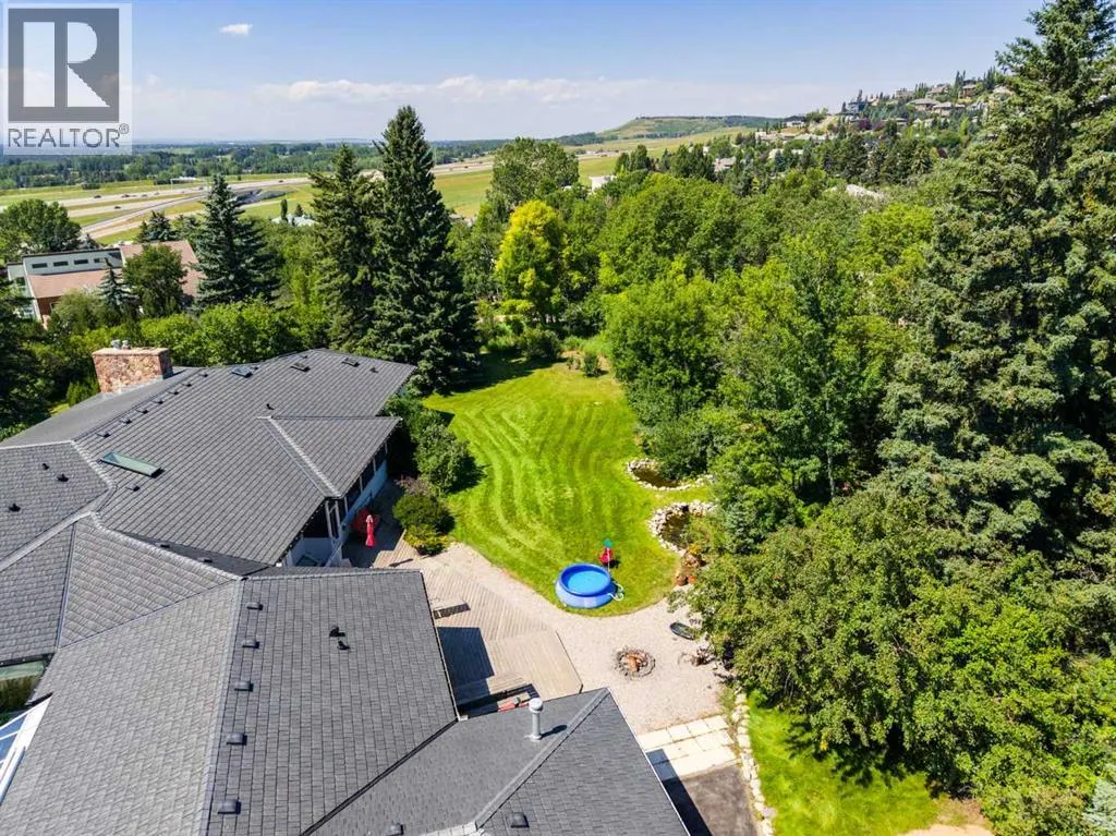 187 Slopeview Drive SW
