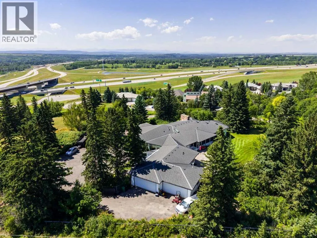 187 Slopeview Drive SW