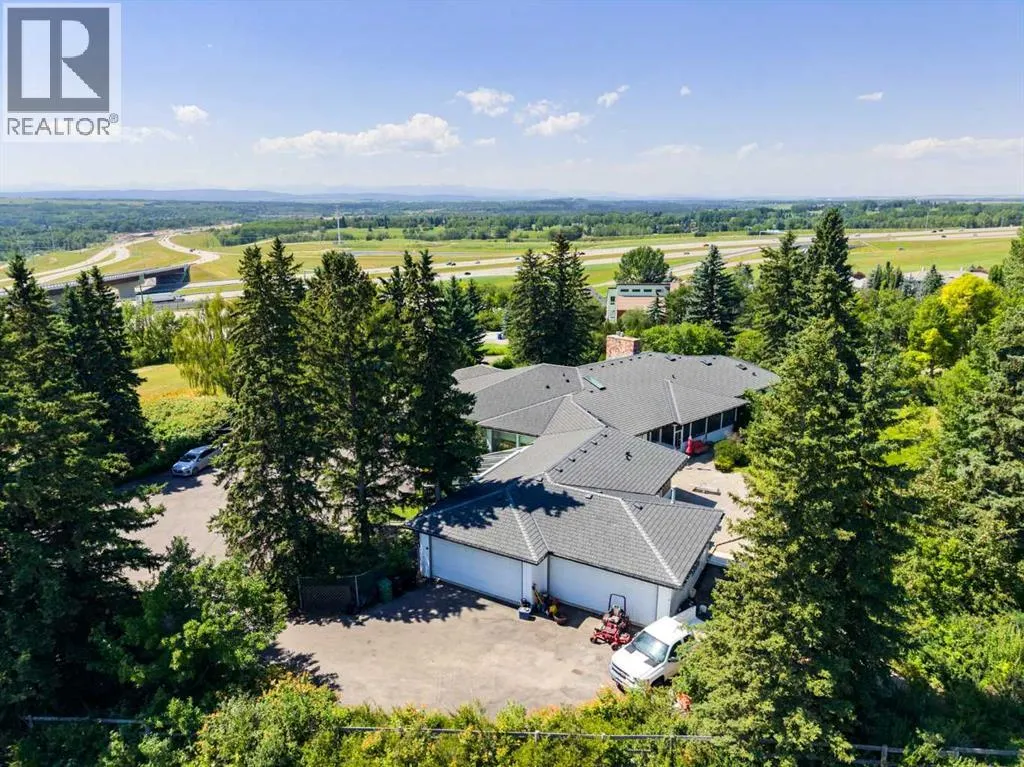 187 Slopeview Drive SW