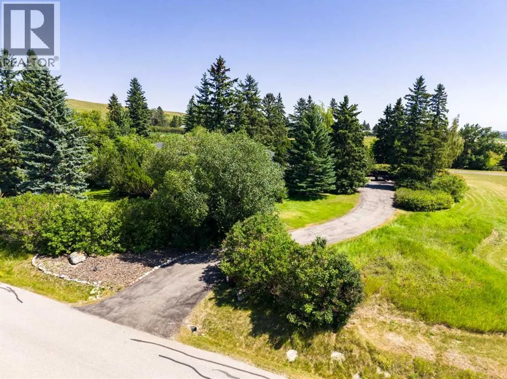 187 Slopeview Drive SW